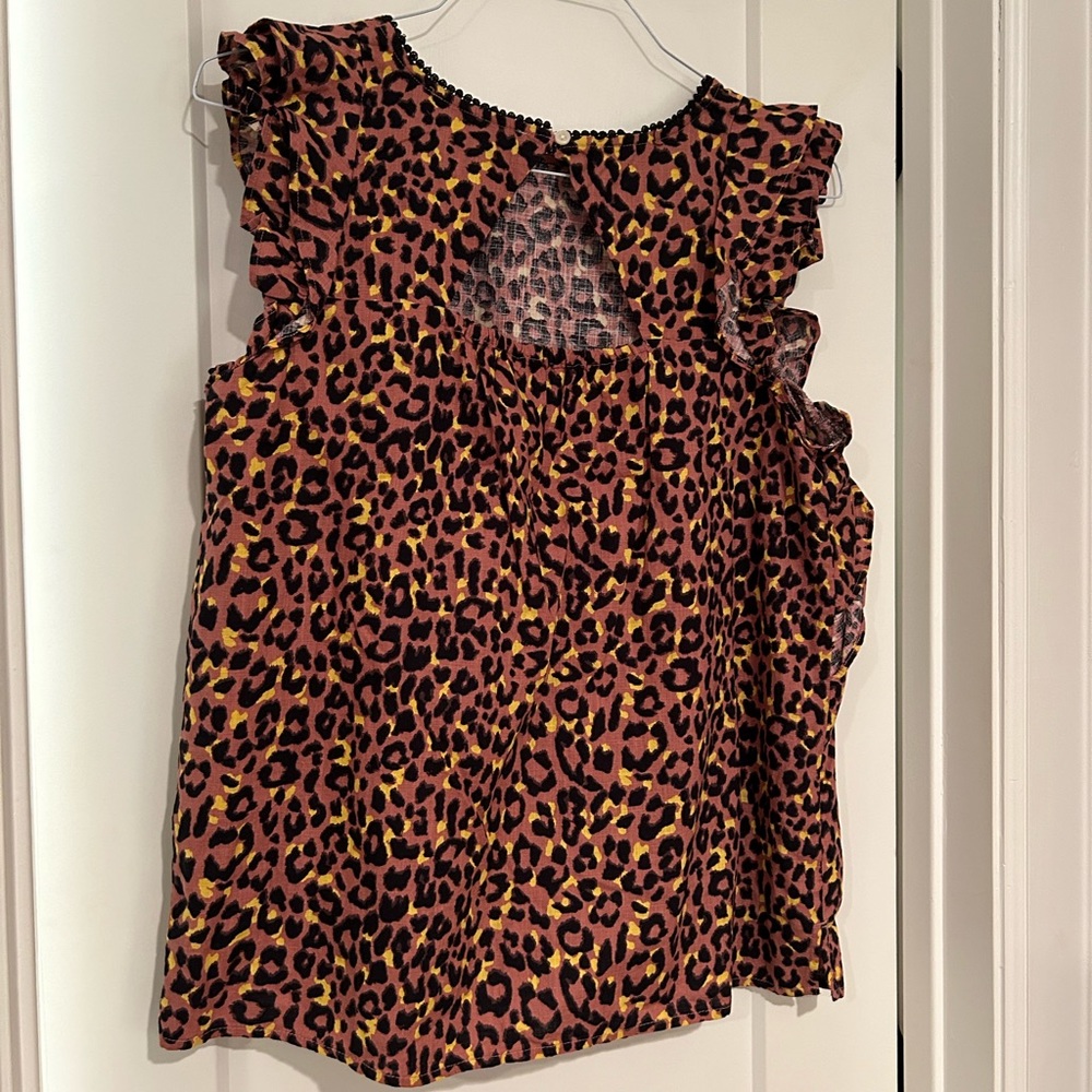 Loft Leopard Print Cutout Back Ruffle Shell Size … - image 4